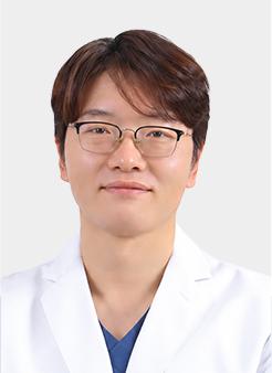 홍영훈 원장님 사진